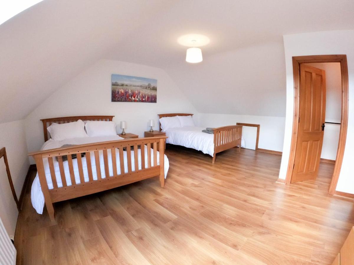 The Heights & Hollows Farmhouse, Saul, Downpatrick, Sleeps 14 Extérieur photo