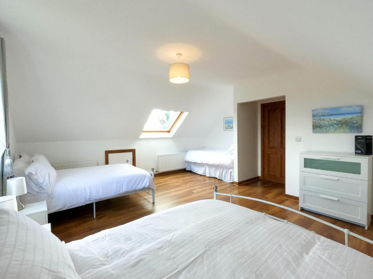 The Heights & Hollows Farmhouse, Saul, Downpatrick, Sleeps 14 Extérieur photo
