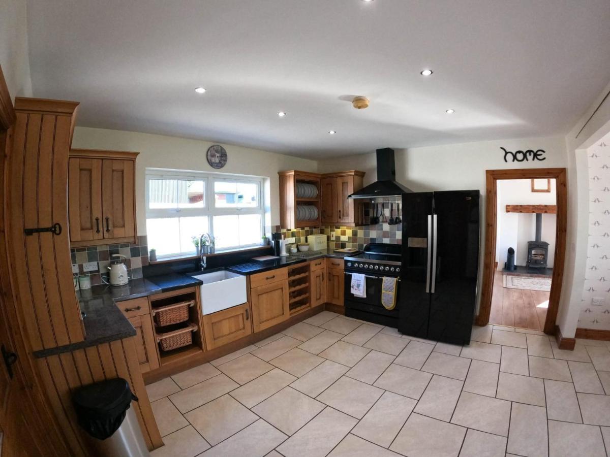The Heights & Hollows Farmhouse, Saul, Downpatrick, Sleeps 14 Extérieur photo